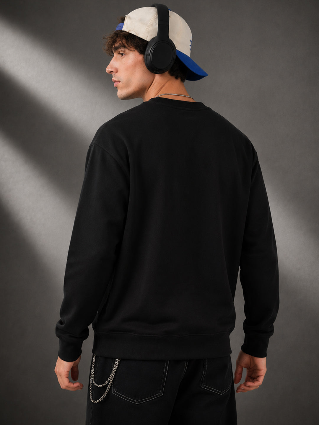 Leotude Men's Black Believe Sweatshirt