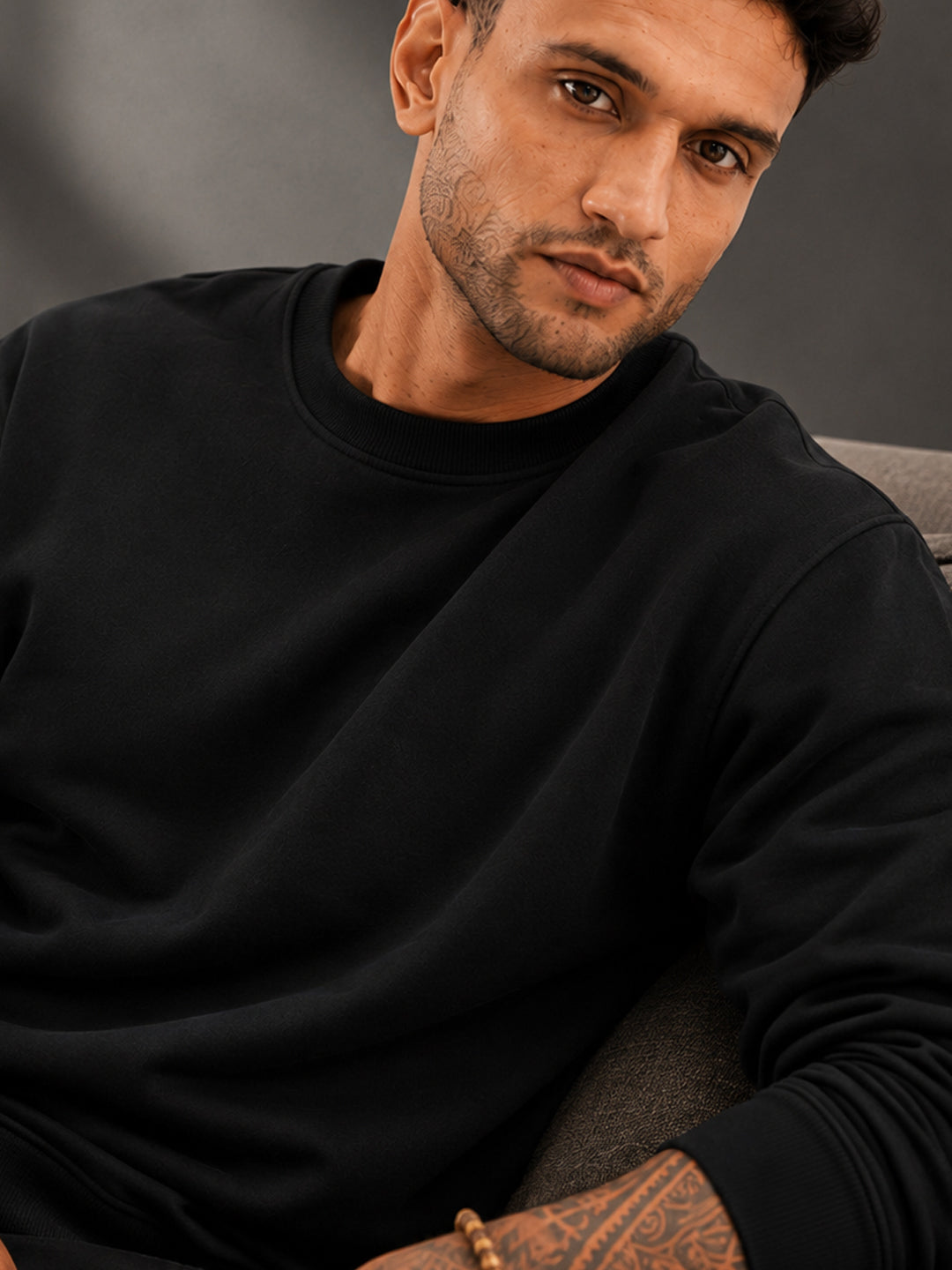 Leotude Plain Black Sweatshirt for Men