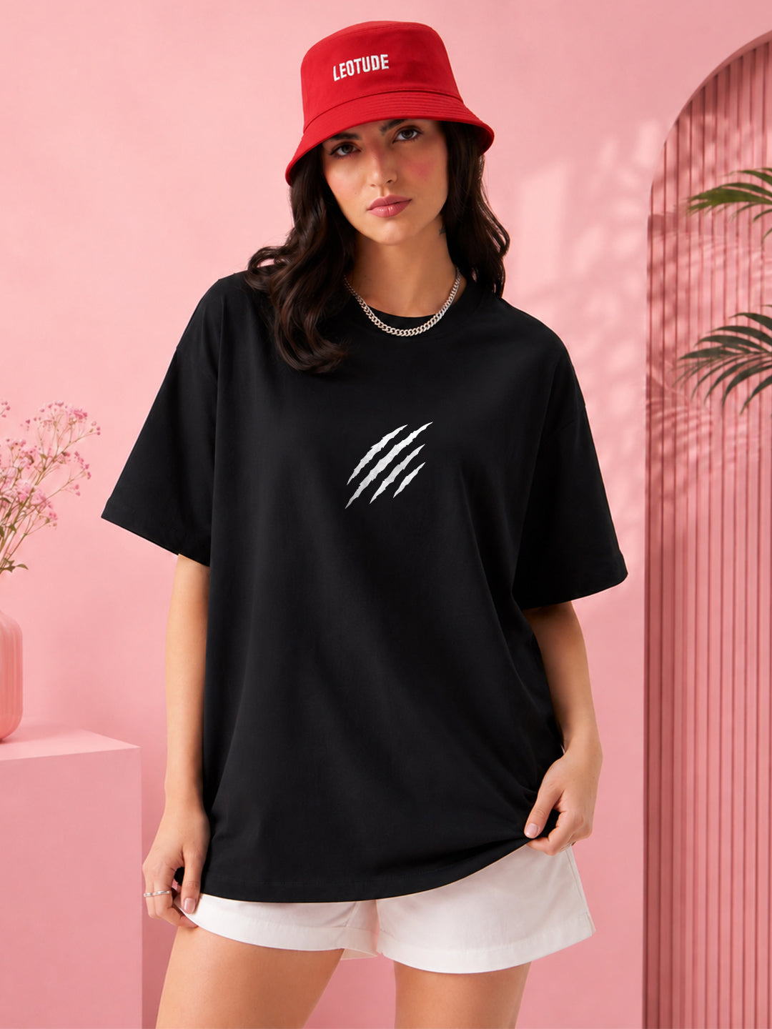 Leotude Women's Black Claw Mark Premium T-Shirt