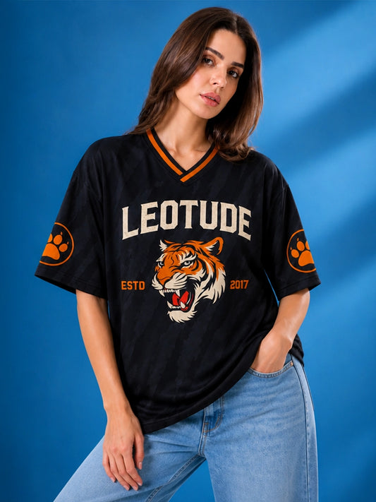 Leotude Women's Black Tiger Printed T-Shirt