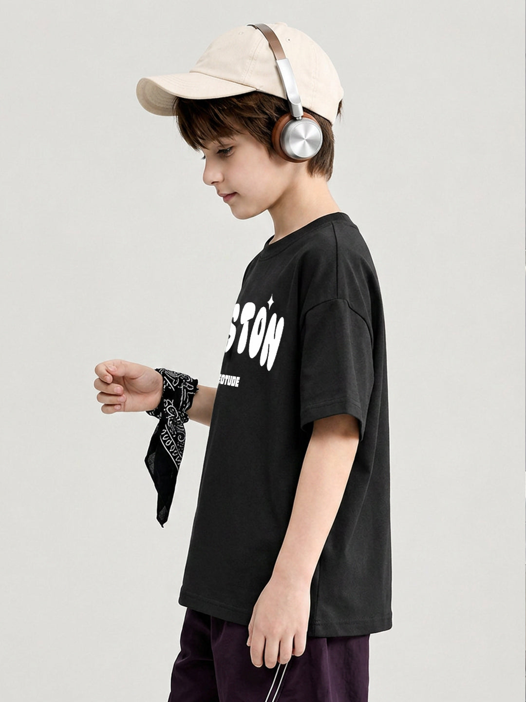 Leotude Boys' Black Boston Printed T-Shirt