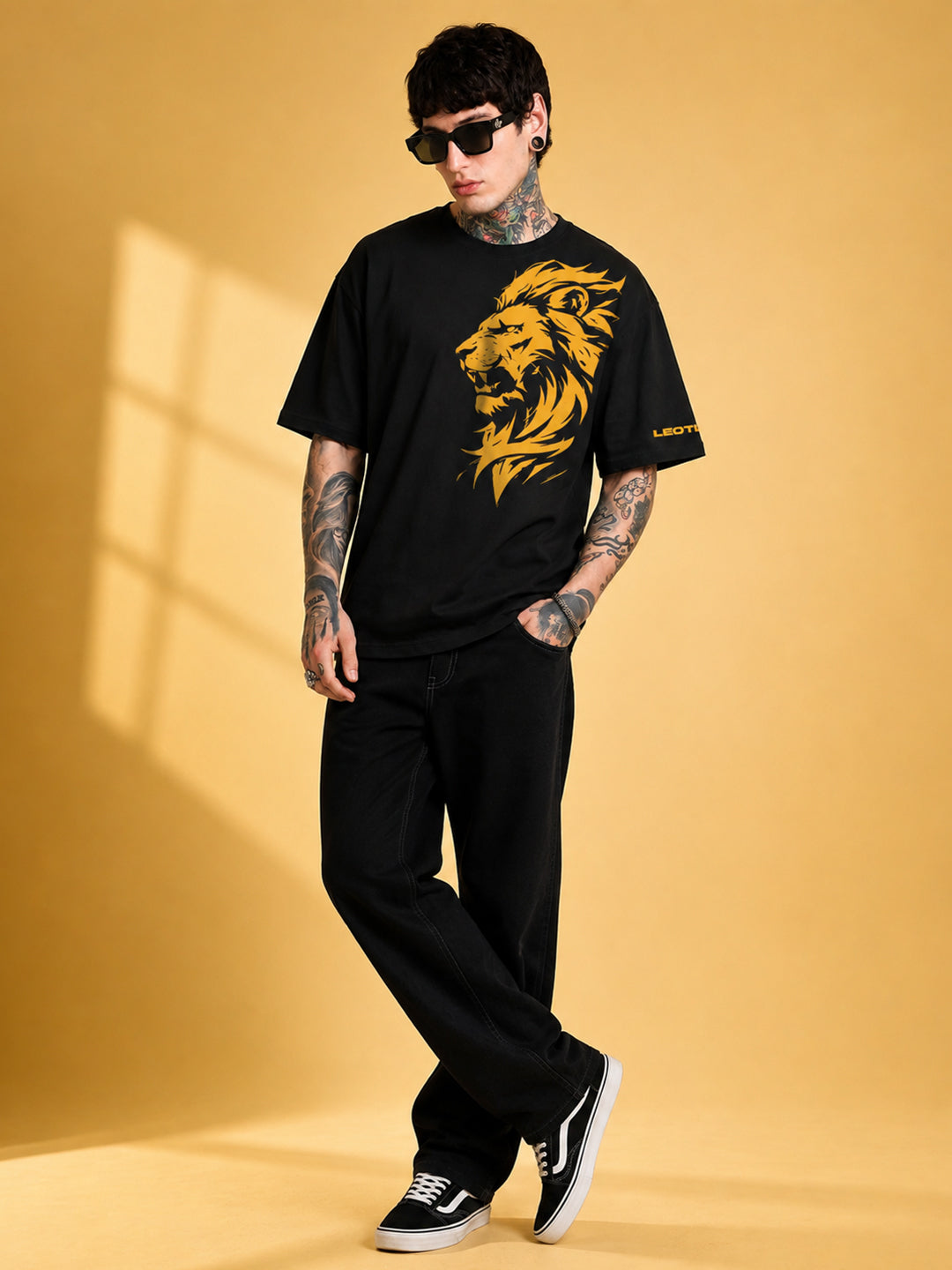 Leotude Men's "Lion" Printed Oversized T-Shirt — Black Streetwear Tee