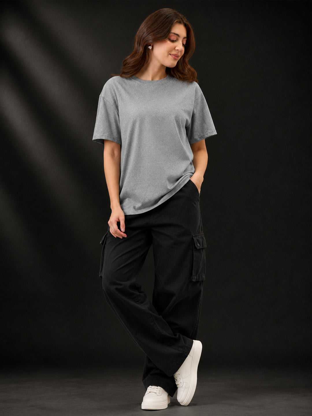 Leotude Oversized Plain T-Shirt — Women's Solid Cotton Drop-Shoulder Tee - Gray