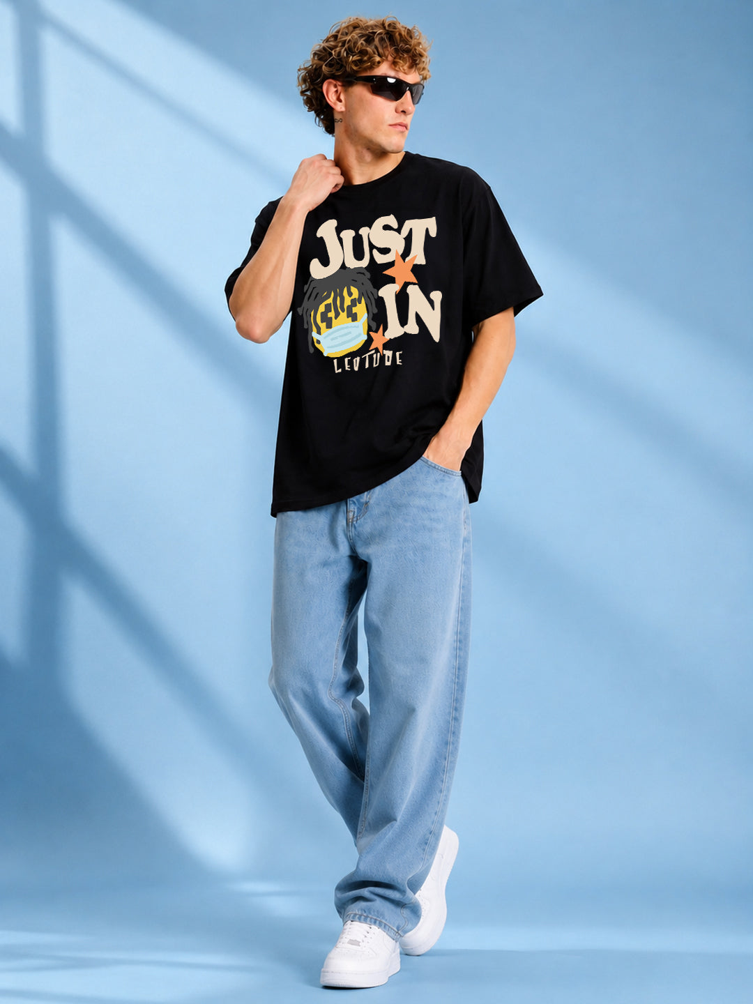 Leotude Men's "Just In" Printed Oversized T-Shirt — Black Streetwear Tee