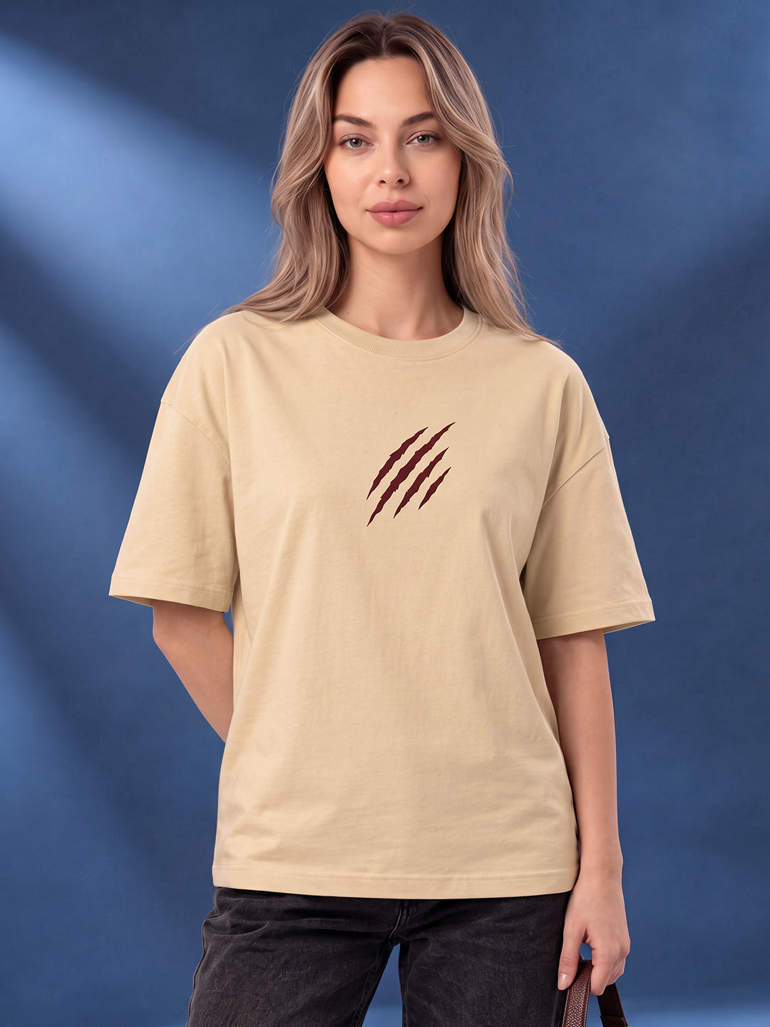 Leotude Women's Beige Claw Mark Elite T-Shirt