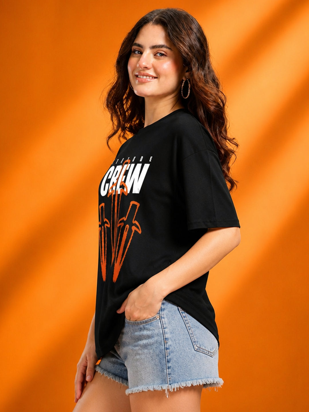 Leotude Black Crew Printed Oversized Tshirt for Women
