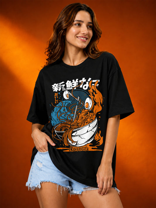 Leotude Women's Black Ramen Premium T-Shirt
