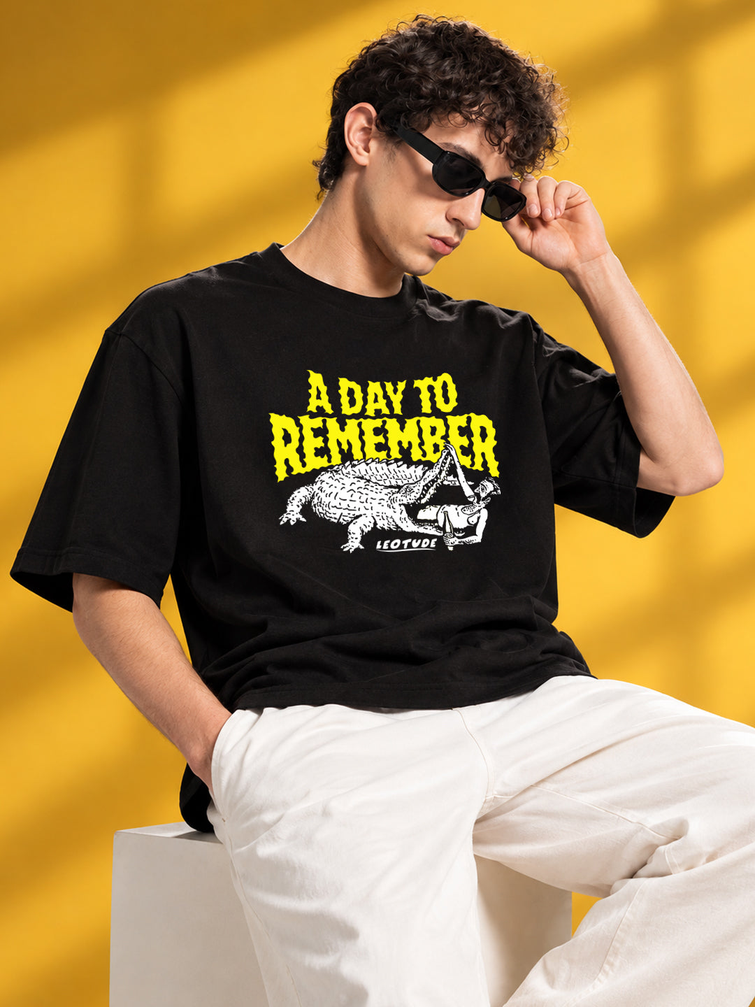 Leotude Men "A Day To Remember" Black Oversized T-Shirt