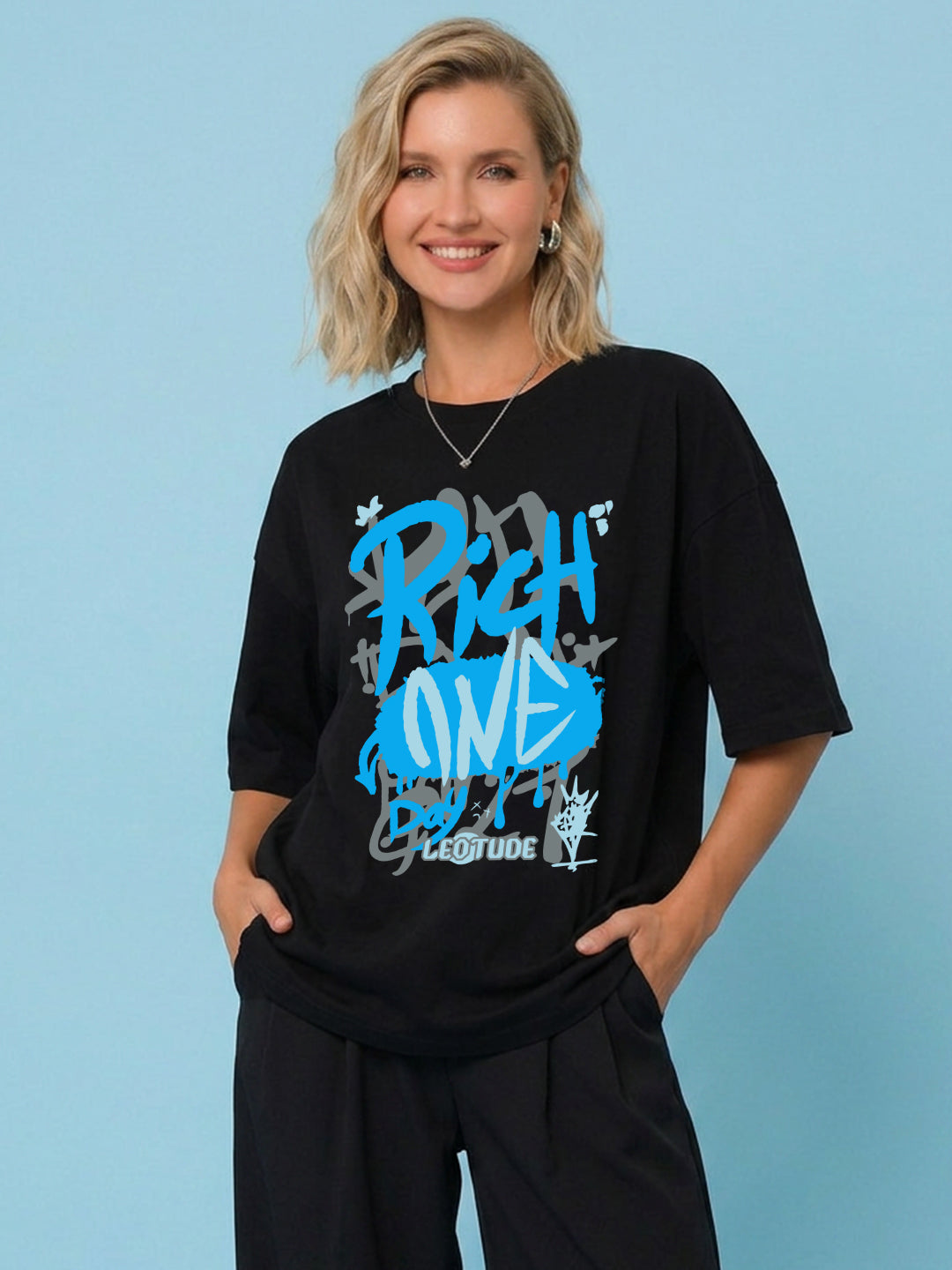 Leotude Black Rich Printed Oversized Tshirt for Women