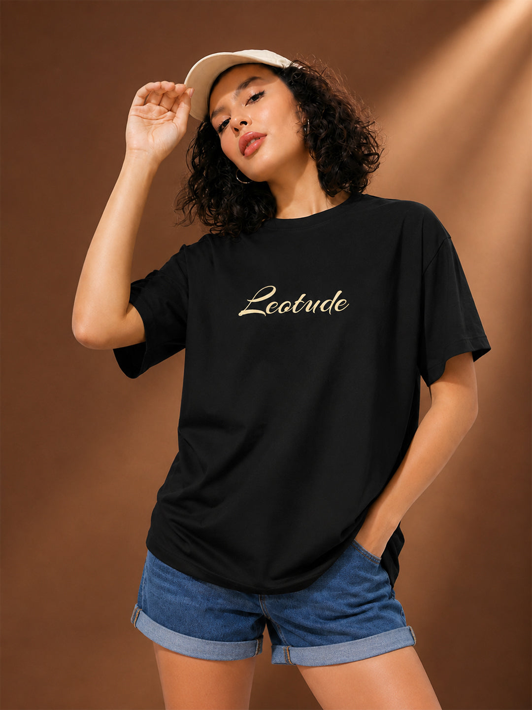 Leotude Women's Black Bear Premium T-Shirt