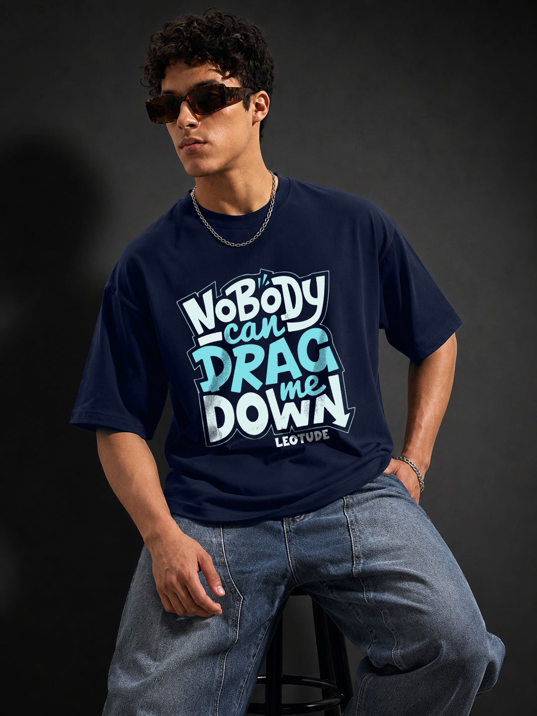 Leotude Men's "Nobody Can Drag Me Down" Printed Oversized T-Shirt — Navy Streetwear Tee