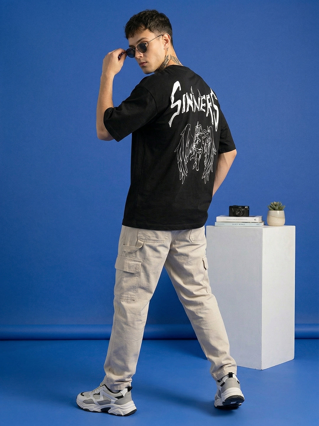 Leotude Men's "Sinners" Back Print Oversized T-Shirt — Black Streetwear Tee