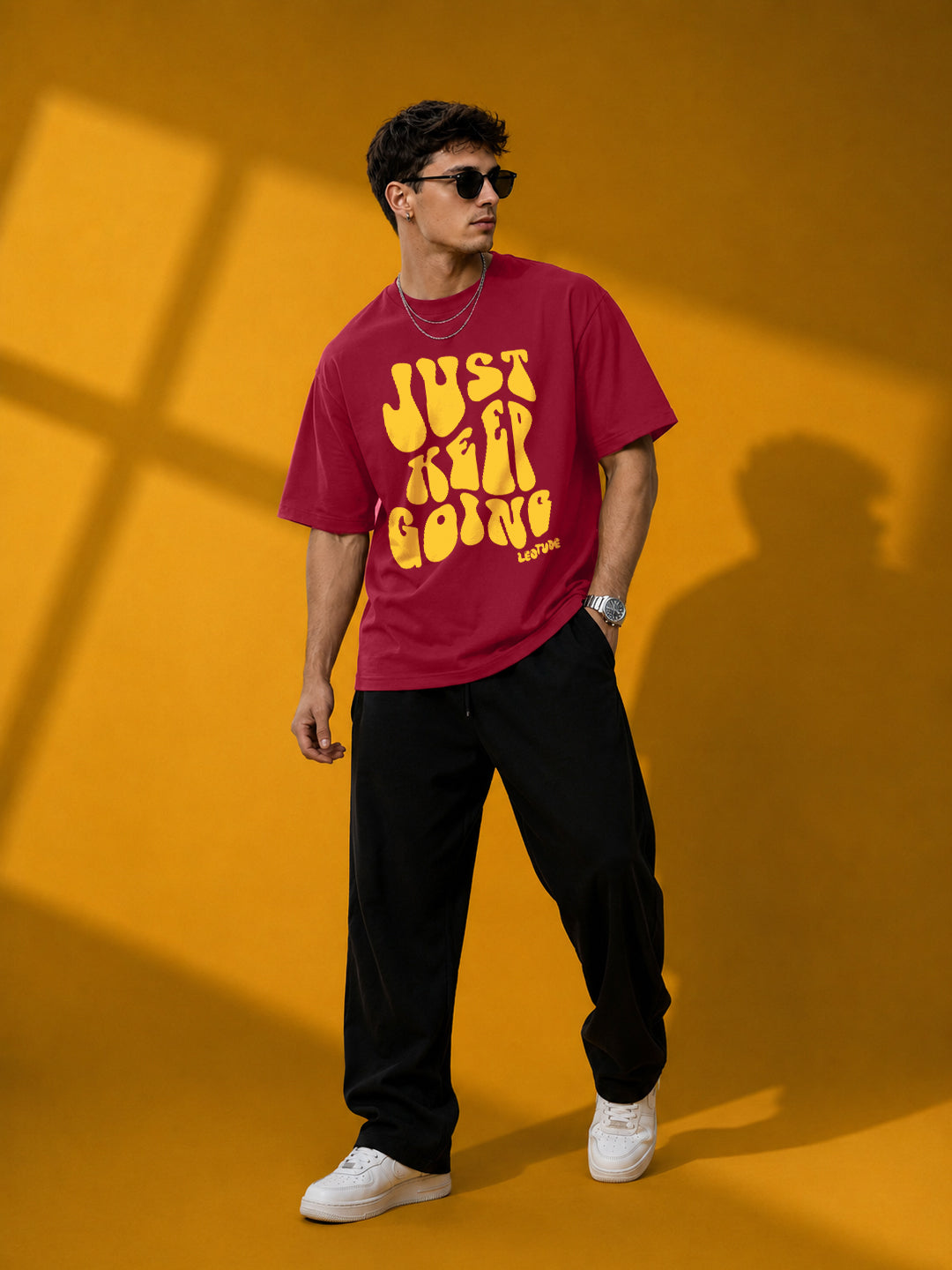 Leotude Men's "Just Keep Going" Printed Oversized T-Shirt — Maroon Streetwear Tee