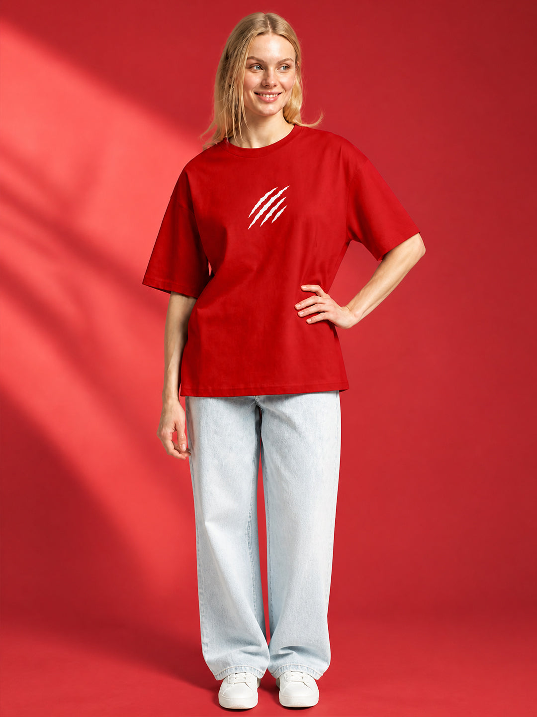 Leotude Women's Red Claw Mark Premium T-Shirt