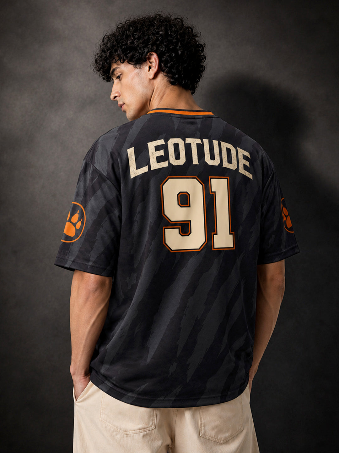 Leotude Men's Black Tiger Printed T-Shirt