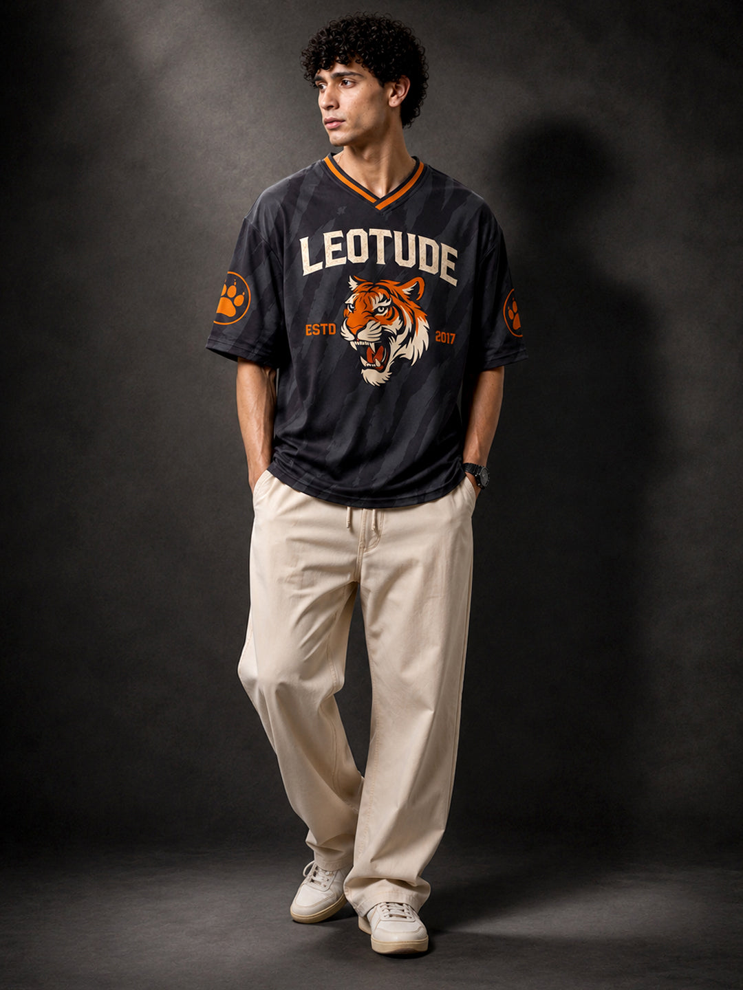 Leotude Men's Black Tiger Printed T-Shirt