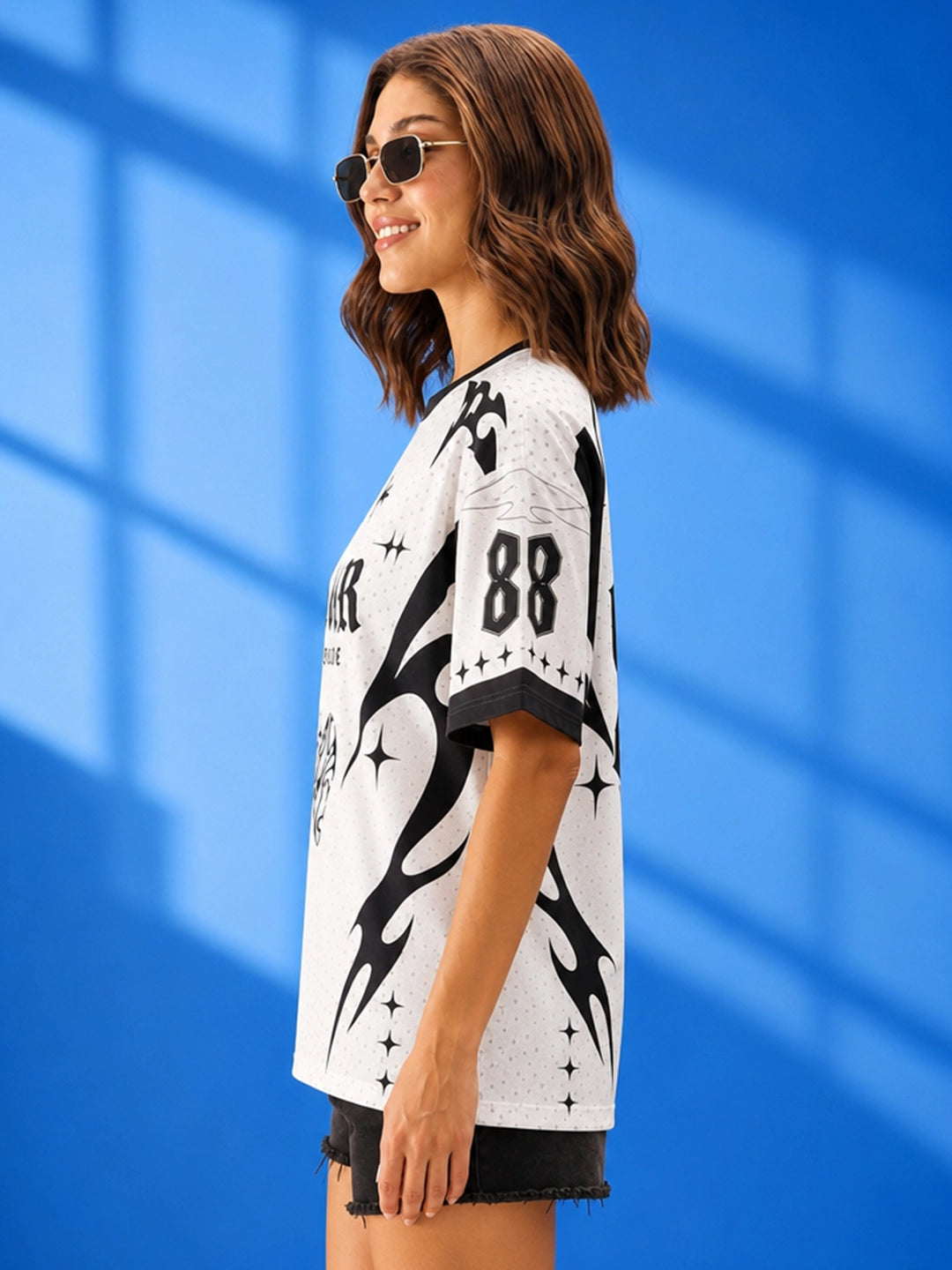 Leotude Women's White Roar Printed T-Shirt