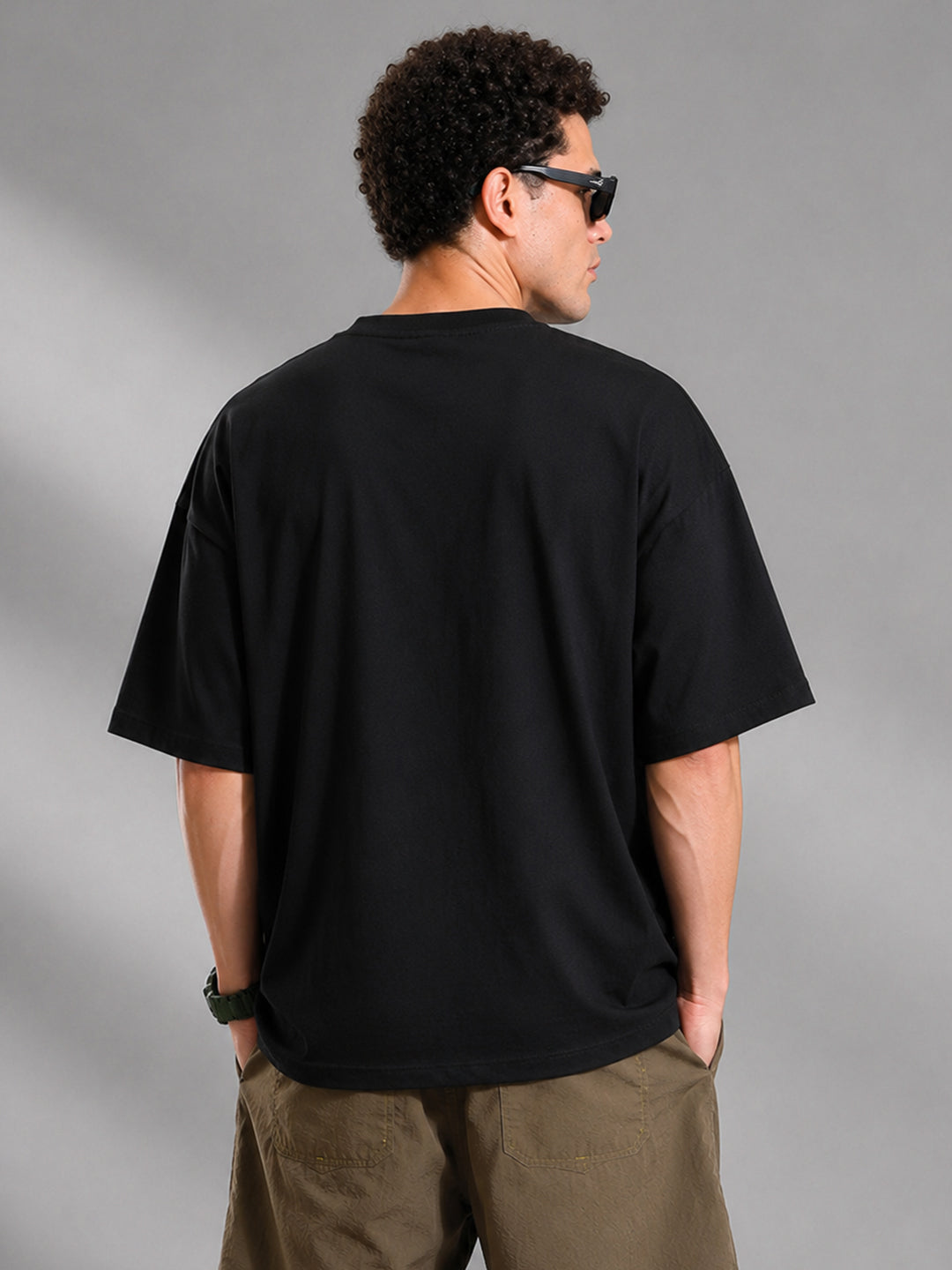 Leotude Men's "Champion 87" Printed Oversized T-Shirt — Black Streetwear Tee
