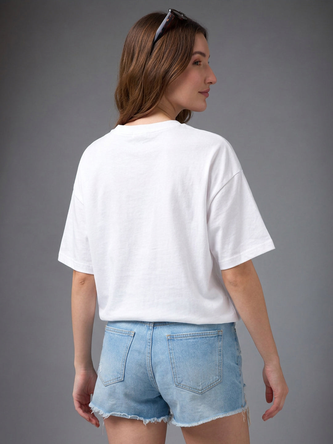 Leotude Women's White Claw Mark Elite T-Shirt