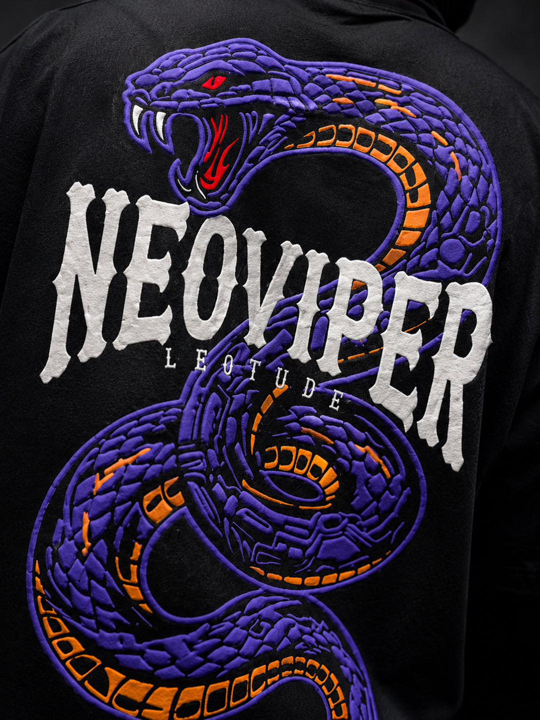 Leotude Men's Black Neoviper Premium Puff Print T-Shirt