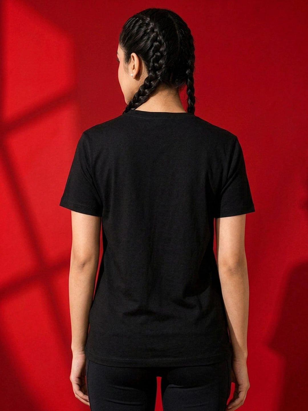 Leotude Women's Black Simple Things Printed T-Shirt