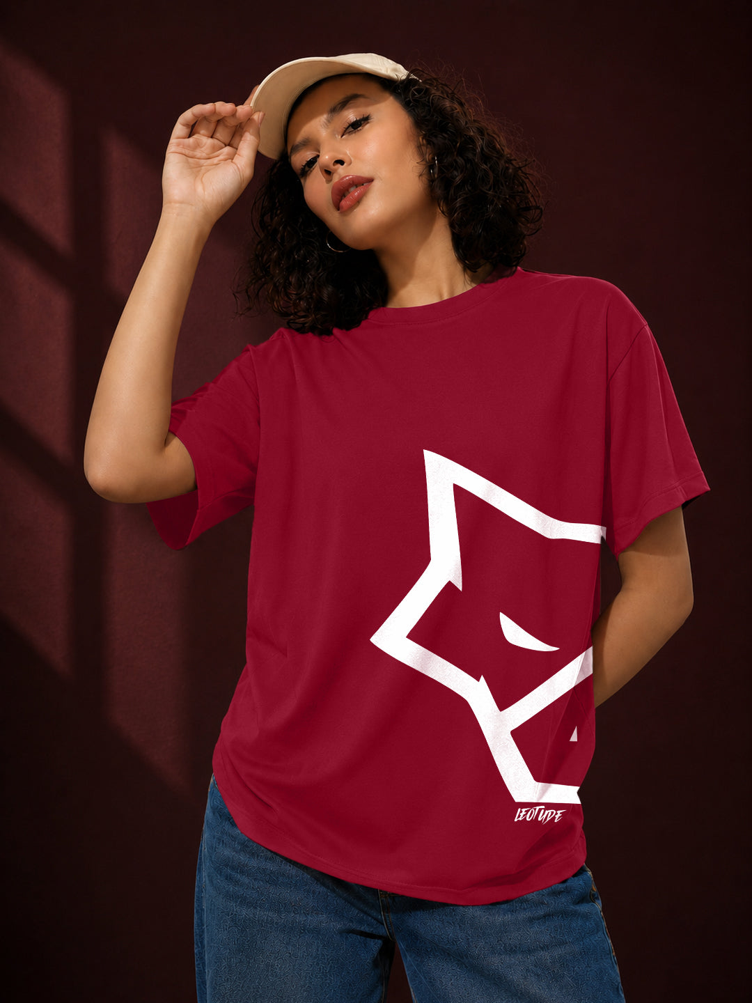 Leotude Maroon Wolf Printed Oversized Tshirt for Women