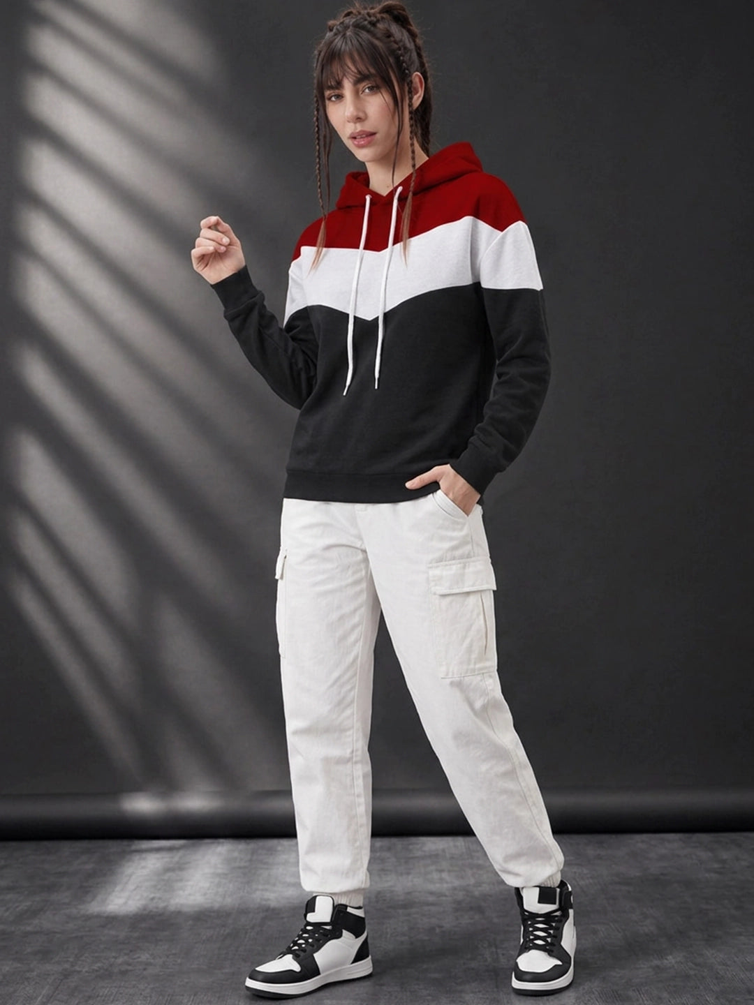 Leotude Women's Maroon, White & Black Colourblocked Hooded Sweatshirt