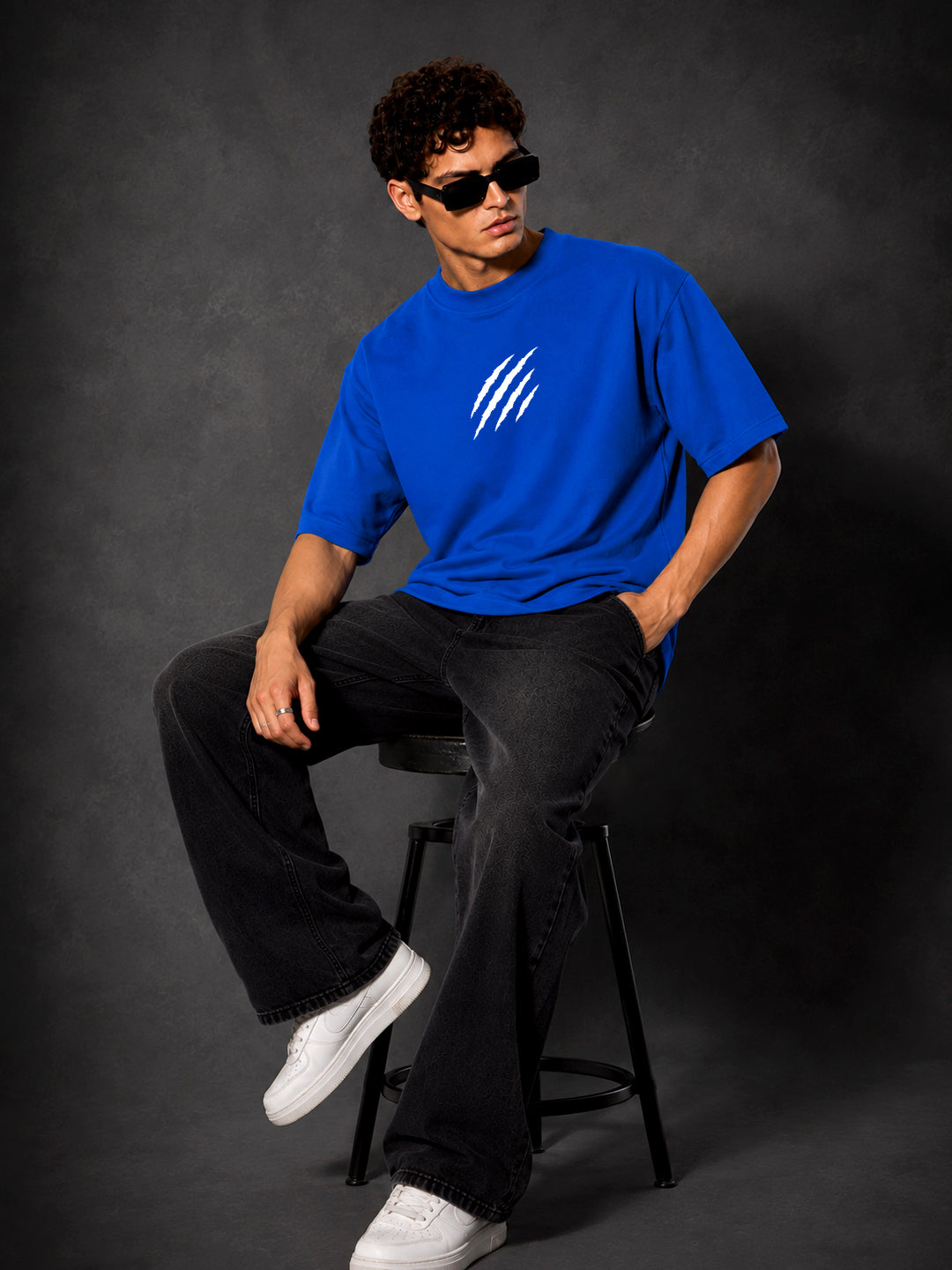 Leotude Men's Blue Claw Mark Premium T-Shirt