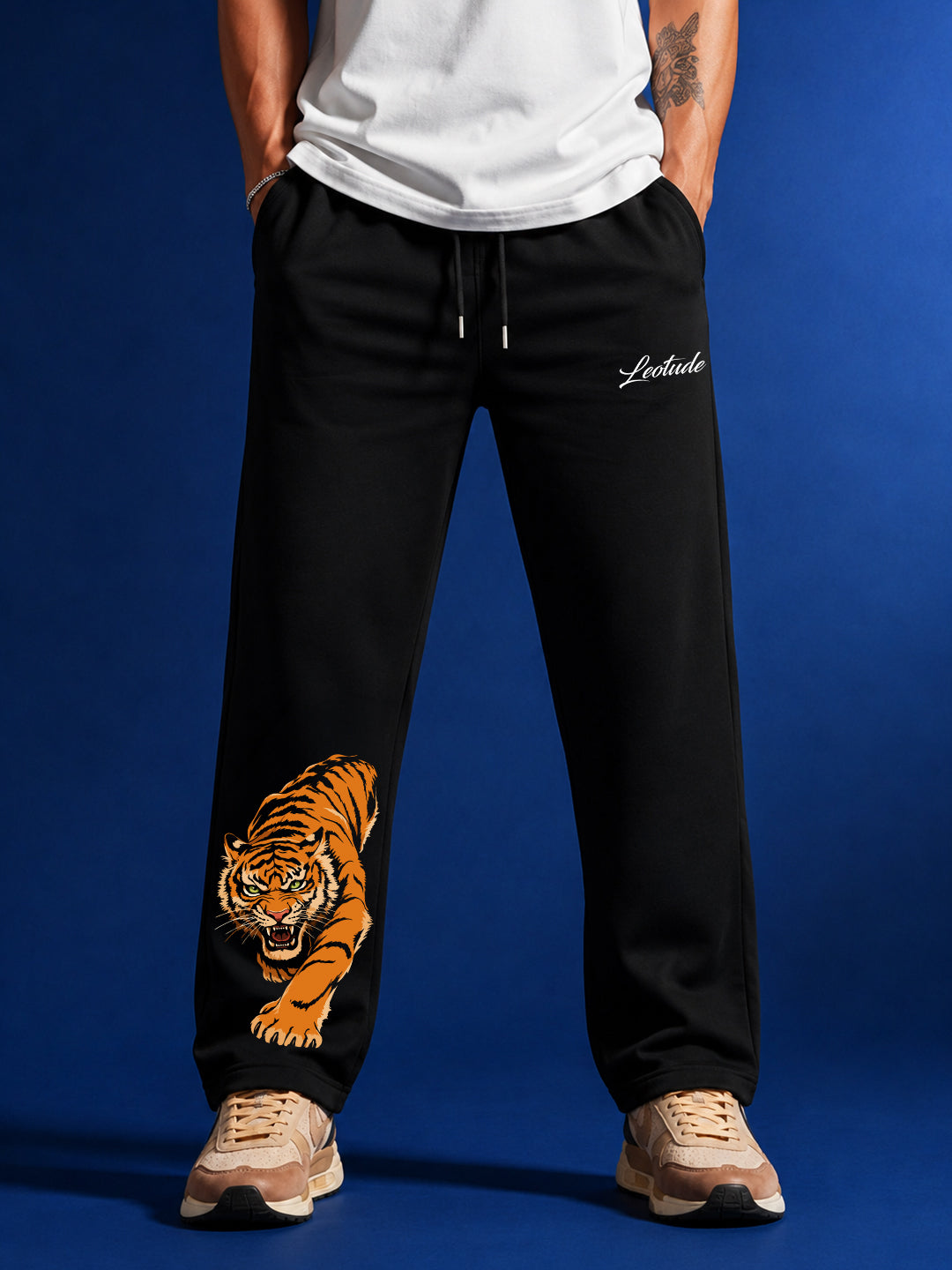 Leotude Men's Black Sher Premium Trackpants