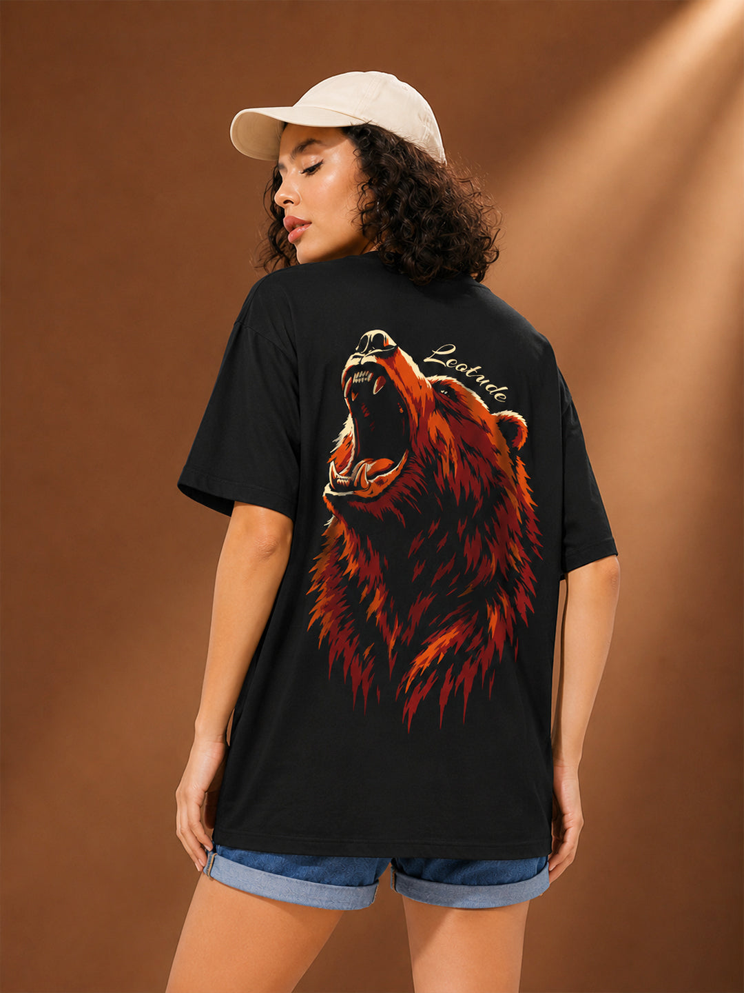 Leotude Women's Black Bear Premium T-Shirt