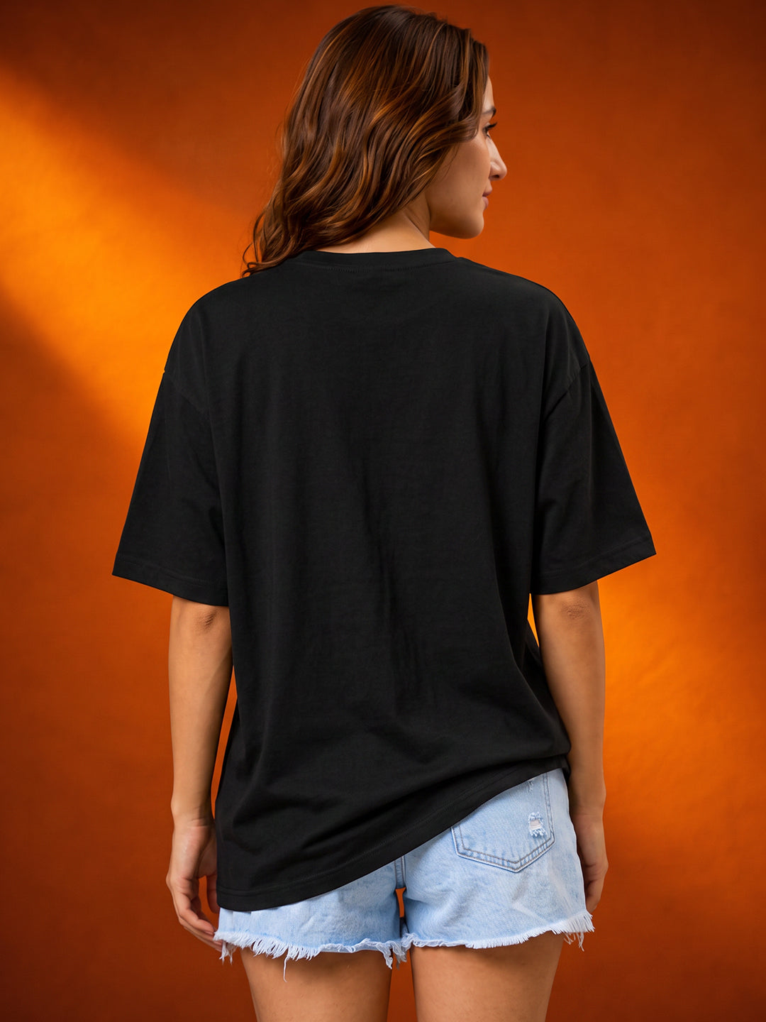 Leotude Women's Black Ramen Premium T-Shirt