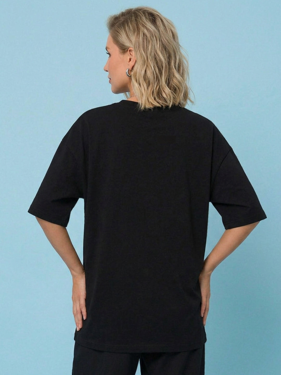 Leotude Black Rich Printed Oversized Tshirt for Women