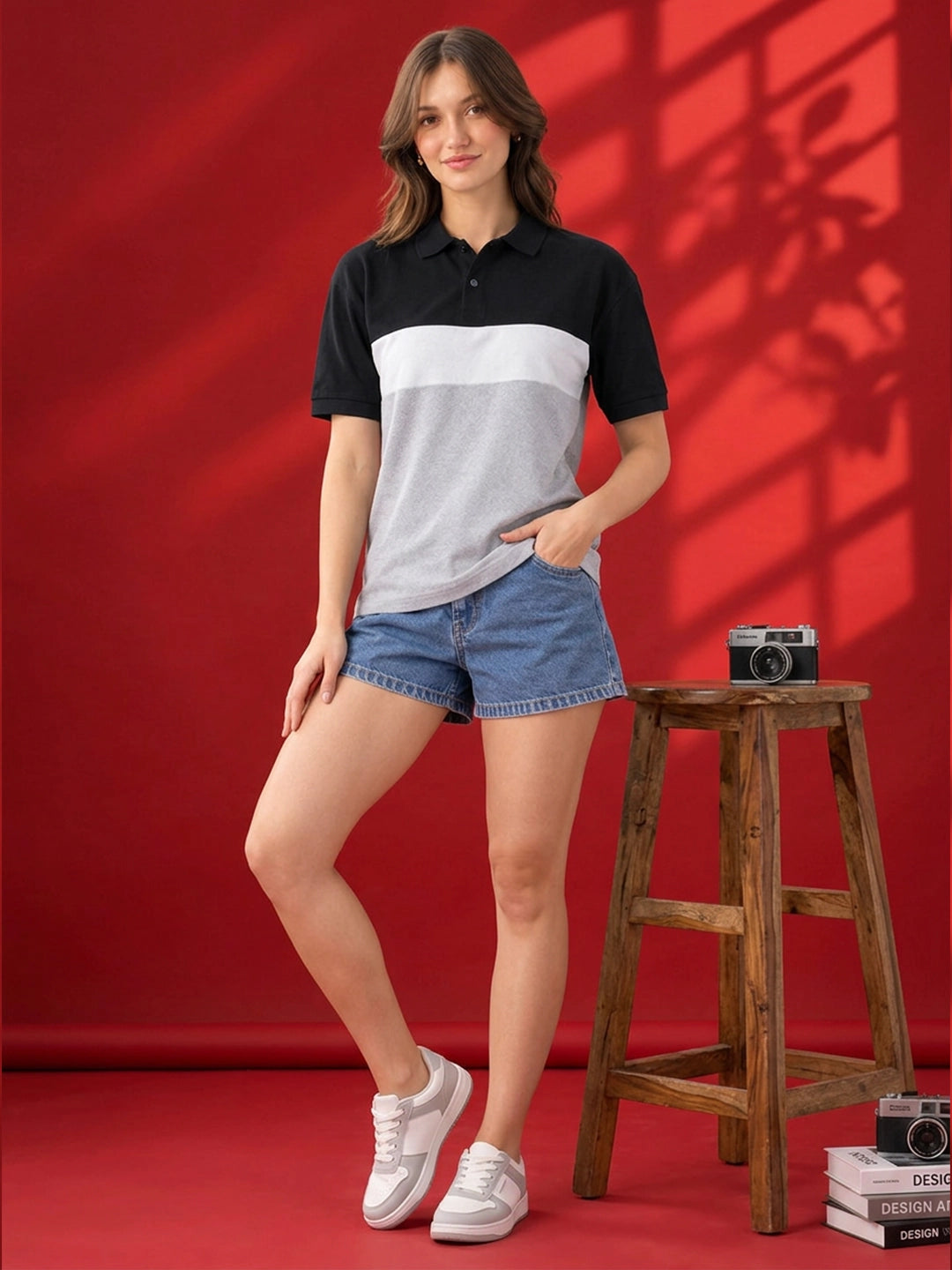Leotude Women's Black & Grey Colorblocked Polo Neck T-Shirt