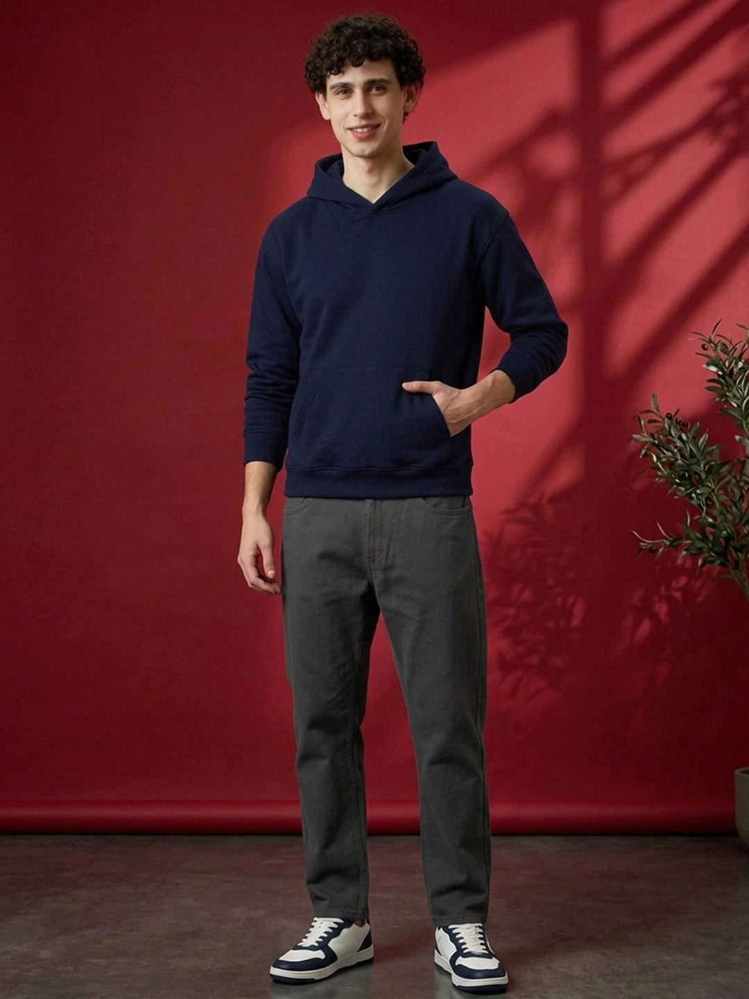 Leotude Navy Blue Solid Hooded Sweatshirt for Men
