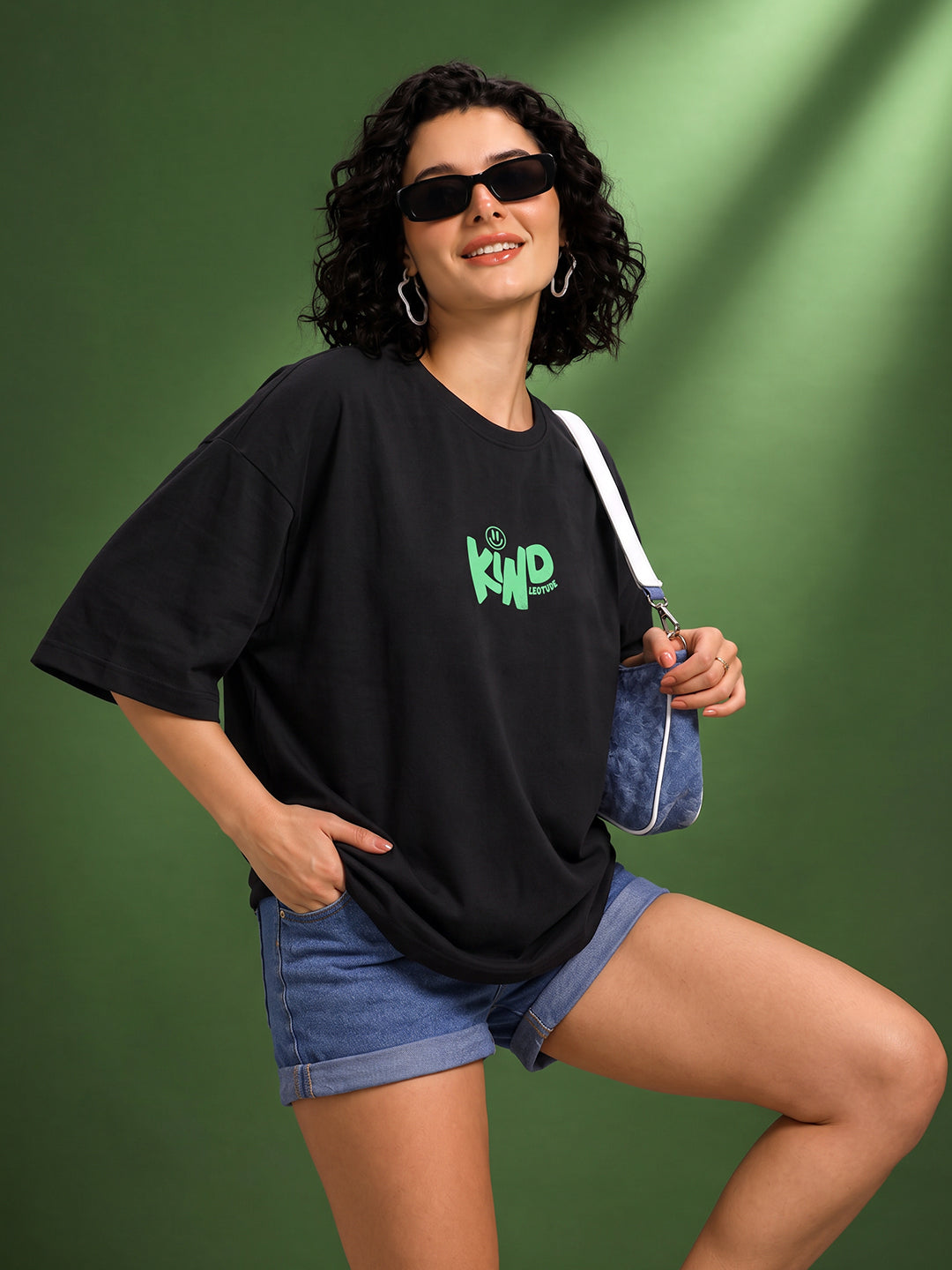 Leotude Black Kind Printed Oversized Tshirt for Women