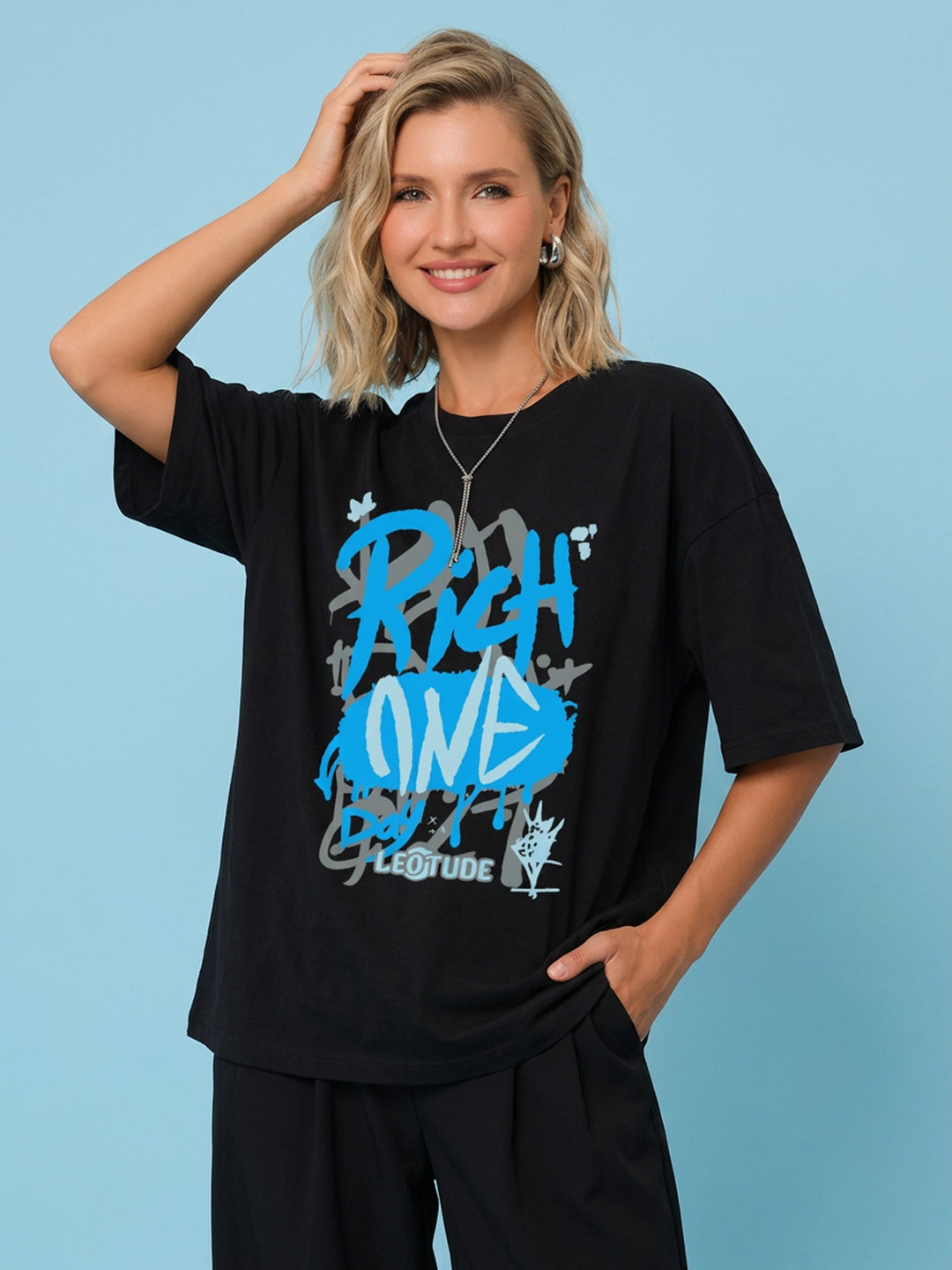 Leotude Black Rich Printed Oversized Tshirt for Women