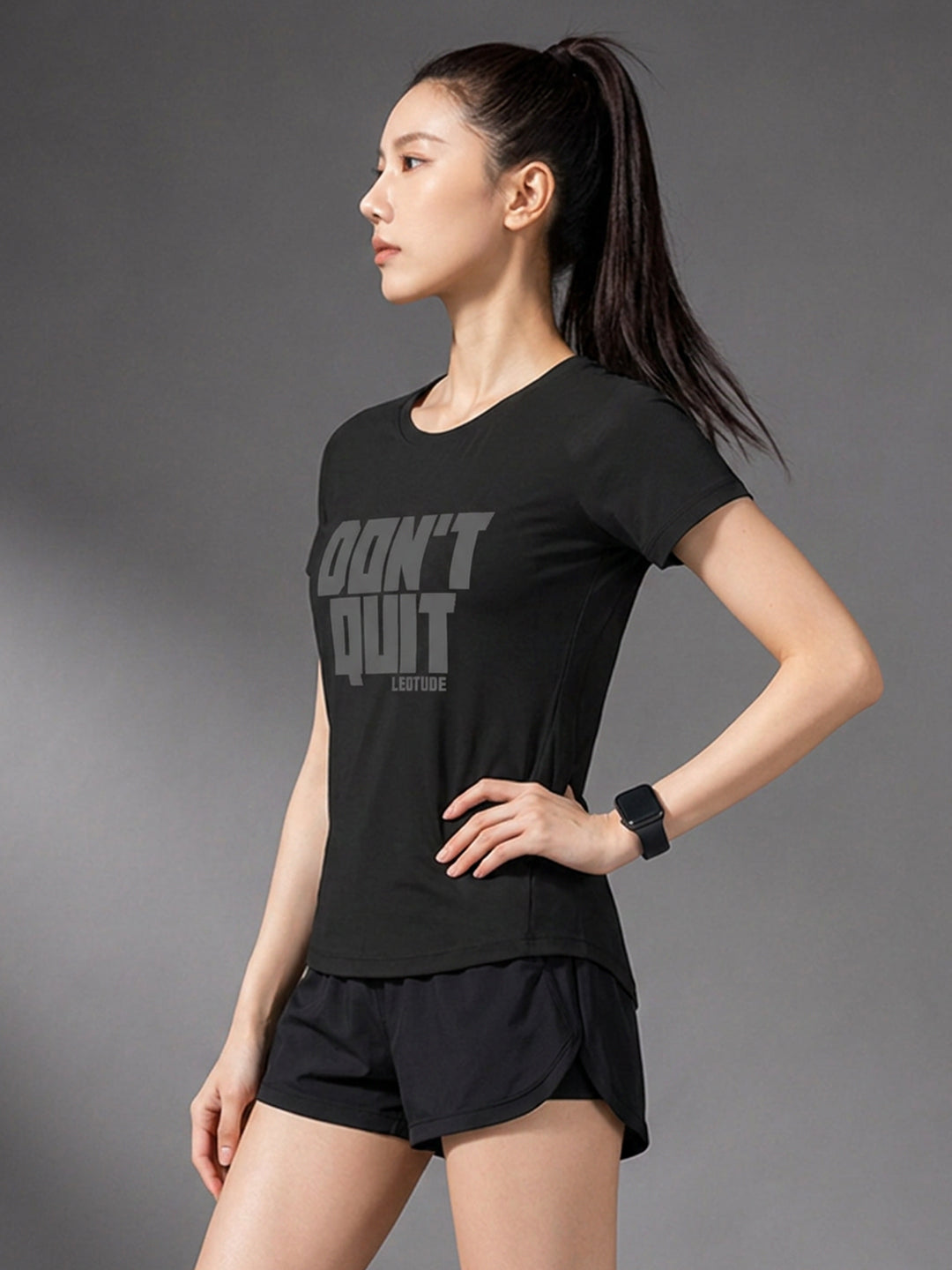 Leotude Women's Black Don't Quit Printed T-Shirt