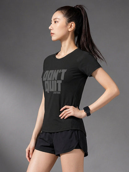 Leotude Women's Black Don't Quit Printed T-Shirt