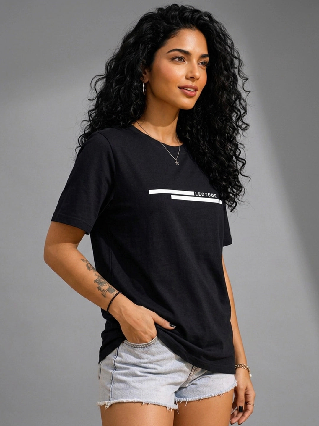 Leotude Women's Black Line Printed T-Shirt