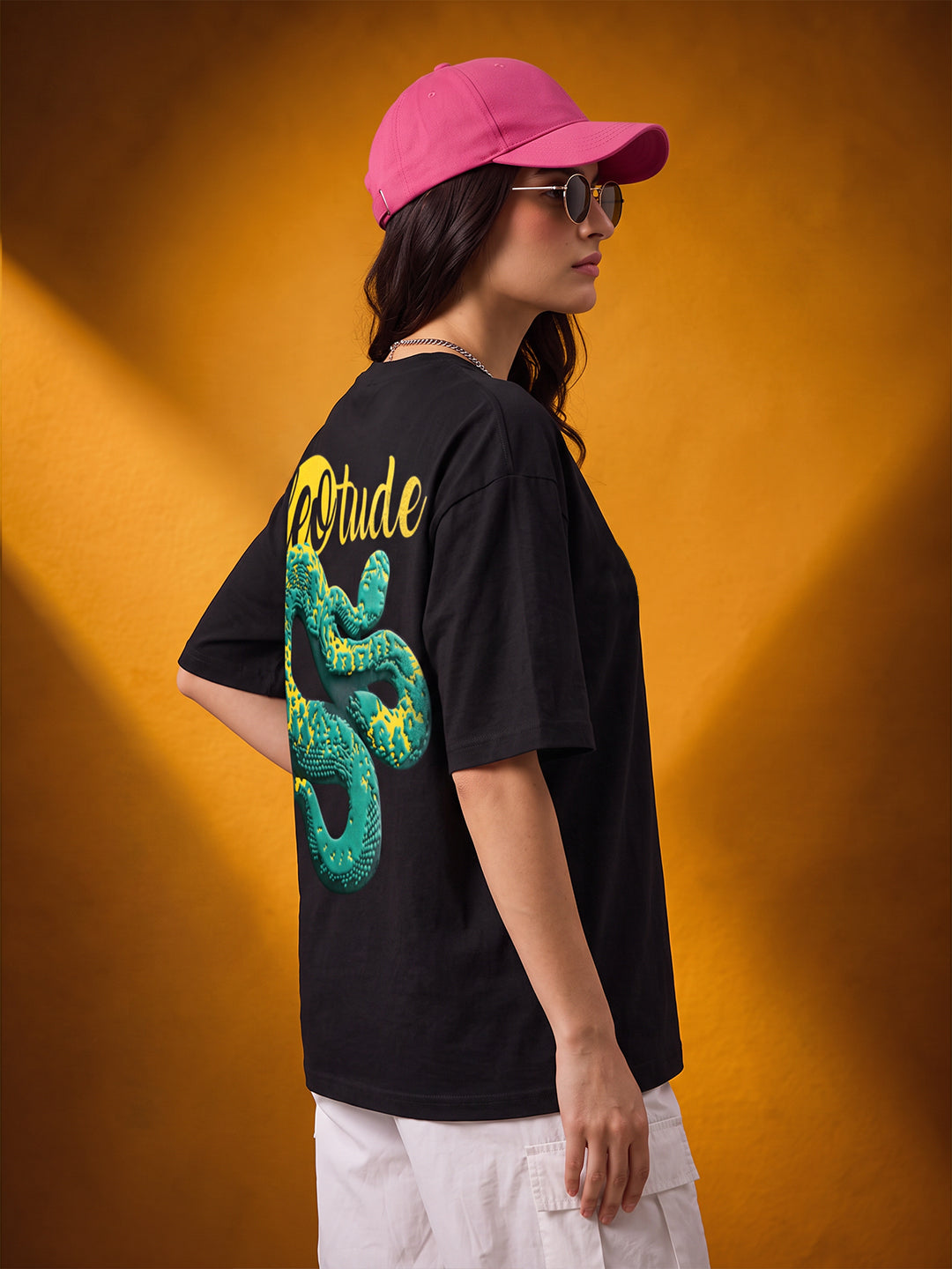 Leotude Women's Black Snake Premium Puff Print T-Shirt