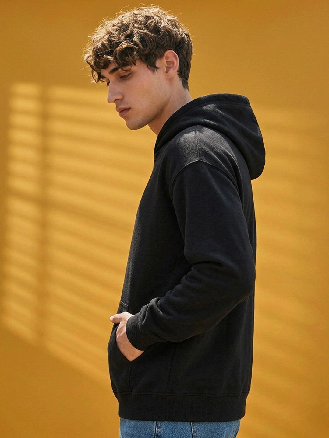 Leotude Men's Black Solid Hooded Sweatshirt