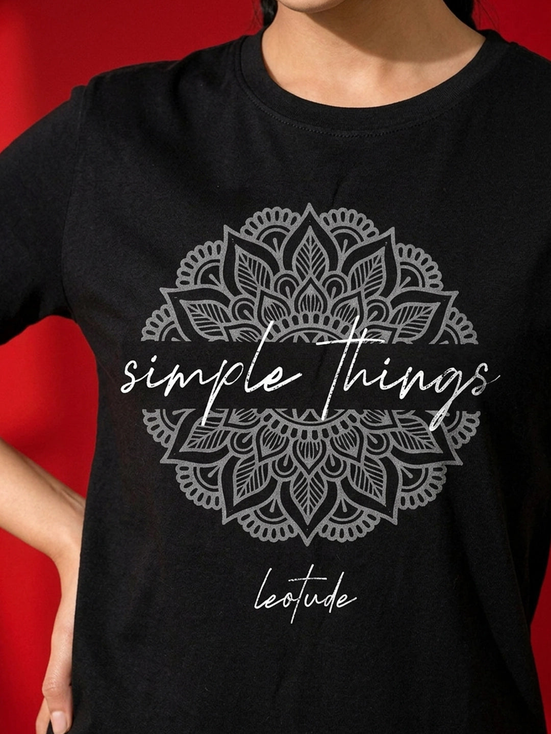 Leotude Women's Black Simple Things Printed T-Shirt